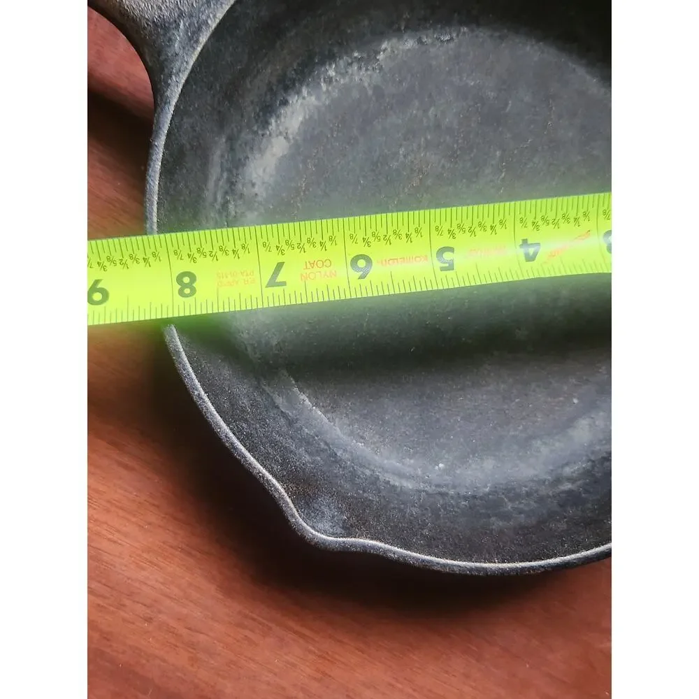 Vintage Lodge Cast Iron Skillet 3-Notch Star Logo USA Seasoned